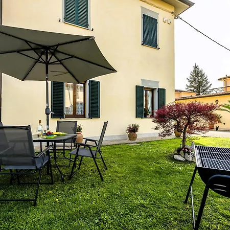 Hostly-garden House Metato-apartment With Garden, 15min From Sea * Fiocina