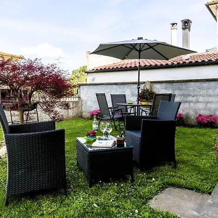 Apartment Hostly-garden House Metato-apartment With Garden, 15min From Sea Fiocina