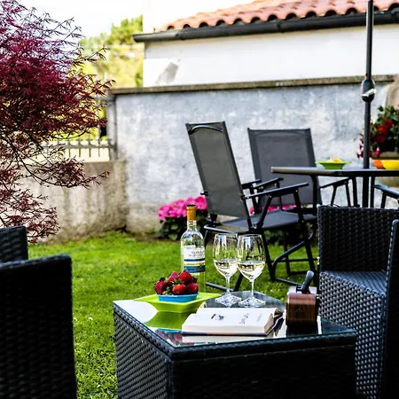 Hostly-garden House Metato-apartment With Garden, 15min From Sea Fiocina